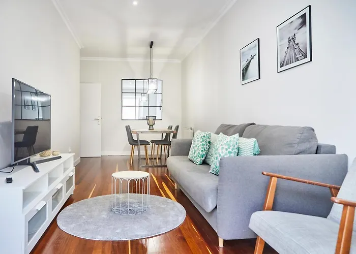 San Martin By Basque Homes Apartment