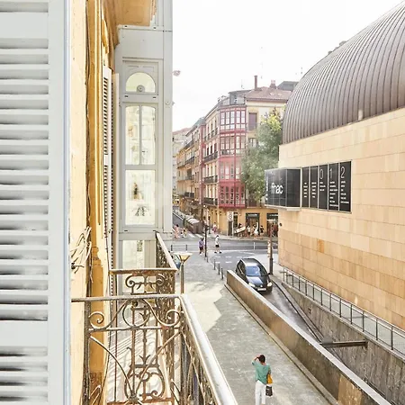 アパート San Martin By Basque Homes