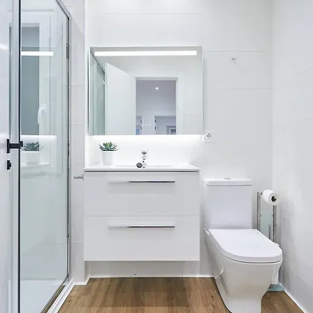 San Martin By Basque Homes * San Sebastián